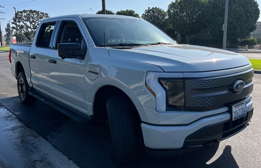 ford f-150 lightning 2023 1FTVW1EL6PWG41111 image